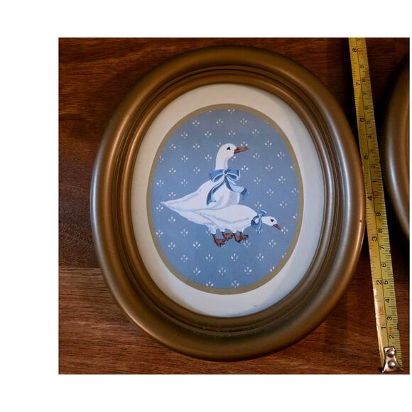 Vtg. Oval Geese Print Homco Frames and Decor 8" - Picture 3 of 4
